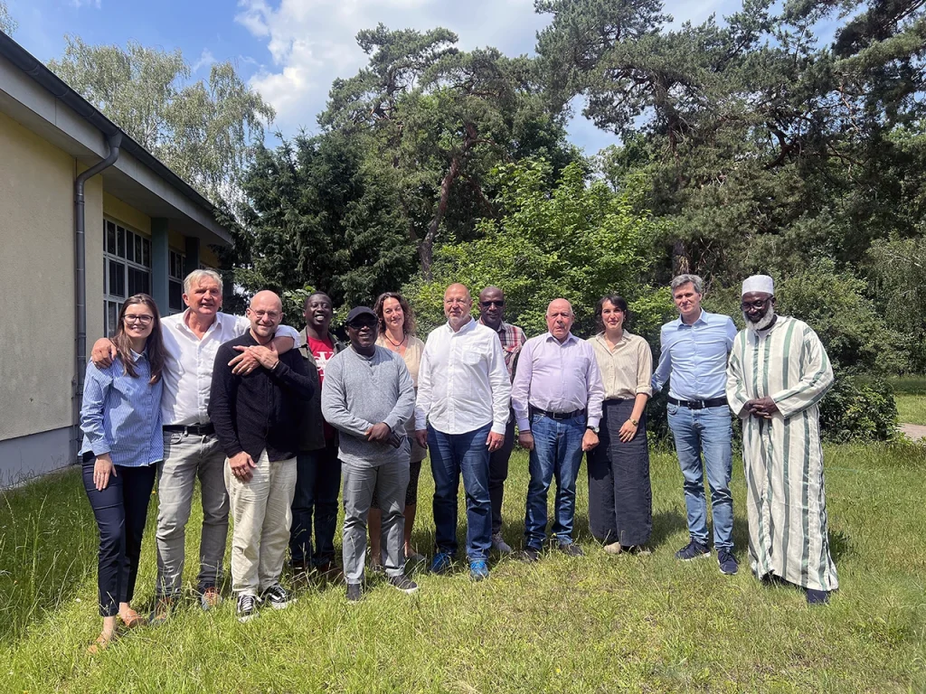 Group image trauma training